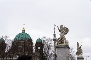Statue auf der Schlossbrücke