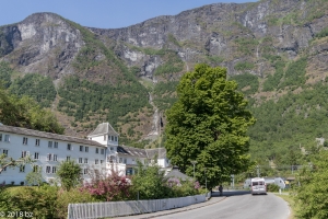 Flam, Spaziergang