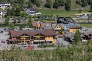 Flam, Spaziergang, Blick zum Terminal